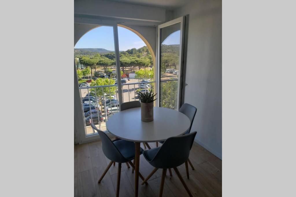 Bienvenue Chez Nous Apartamento Gruissan Exterior foto